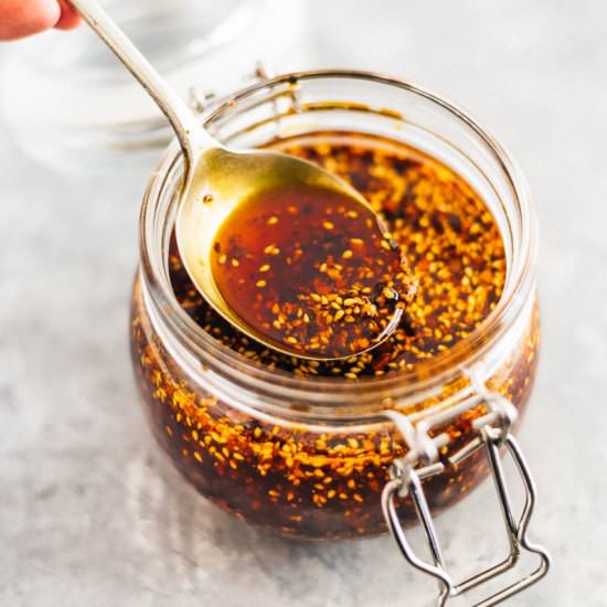 How to Make Chili Oil (辣椒油) - Recipe photo by omnivorescookbook