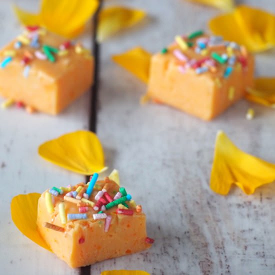 Orange Fudge - Recipe photo by FlyingFoodie