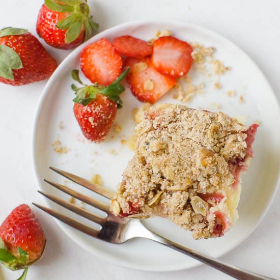 Lemon Strawberry Crumb Cake - Recipe photo by garlic and zest