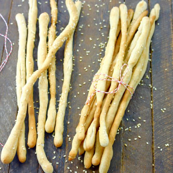 Thin and Crispy Breadsticks - Recipe photo by marilenaskitchen