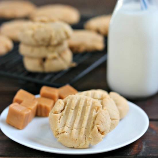 Simple Vanilla Caramel Cookies - Recipe photo by KyleeCooks