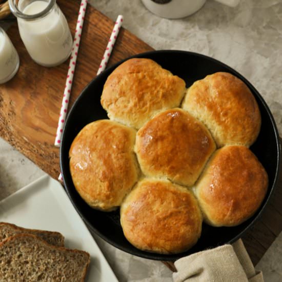 Skillet Jam Rolls - Recipe photo by myfridayfoodswings