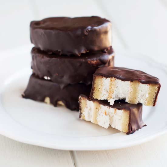Phoskitos (Rolled Cake) - Recipe photo by whatevabakes