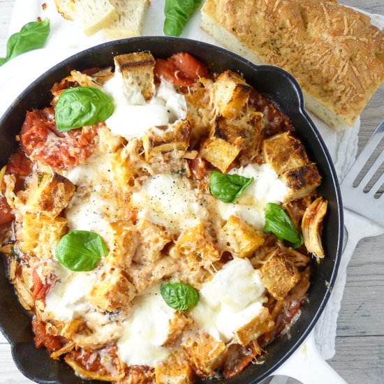 Skillet Chicken & Fresh Mozzarella - Recipe photo by 3ScoopsofSugar