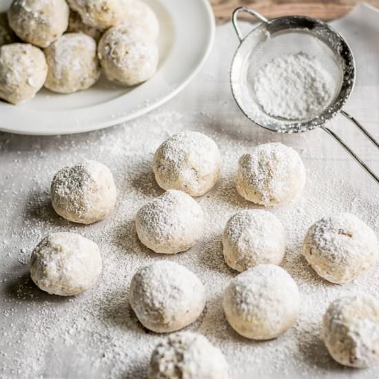 Mexican Wedding Cookies - Recipe photo by followtheruels