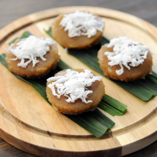 Kutsinta - Recipe photo by mylalakitchen