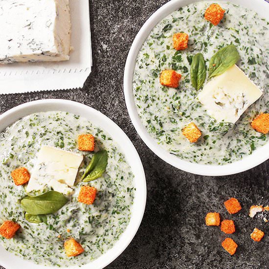 Baby Spinach Gorgonzola Creamy Soup - Recipe photo by 2pots2cook