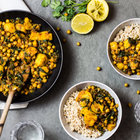 Potato, Chickpea and Spinach Curry - Recipe photo by thebellephant