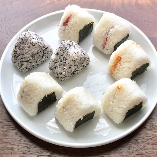 Omusubi - Recipe photo by alldayieatblog