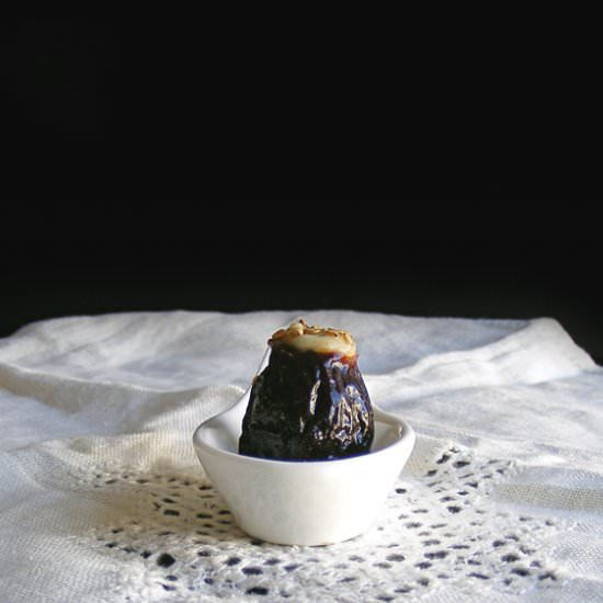 Ciruelas Secas Rellenas de Queso - Recipe photo by Cogollos de Agua