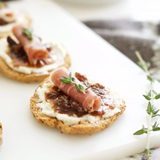 Fig Goat Cheese Thyme Crostini - Recipe photo by honeyandspiced