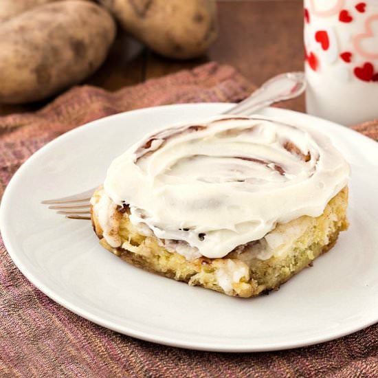 Soft, Gooey Cinnamon Rolls - Recipe photo by onlinepastrychef