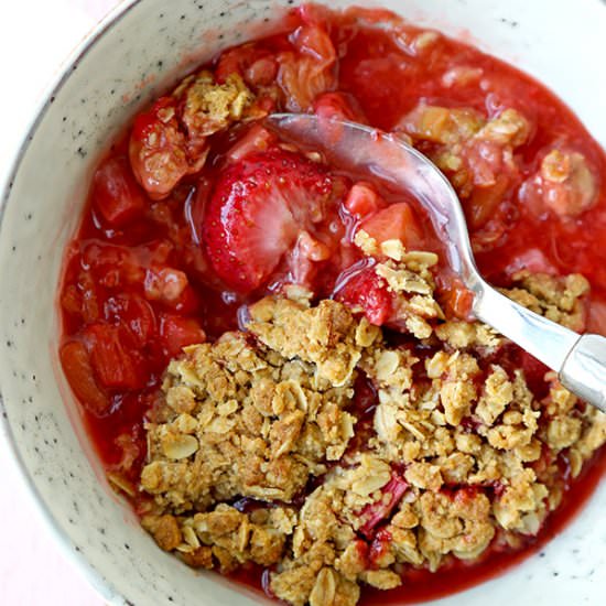 Strawberry And Rhubarb Crisp - Recipe photo by misspickledplum
