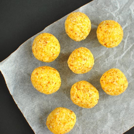 Orange Almond & Coconut Bliss Balls - Recipe photo by thatsrealyummy
