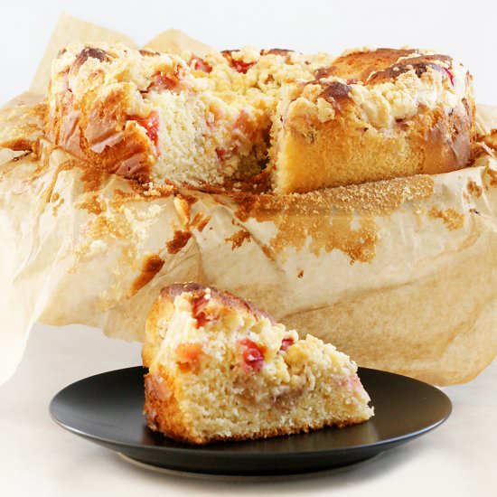 Yeast Cake with Rhubarb - Recipe photo by FitSweet