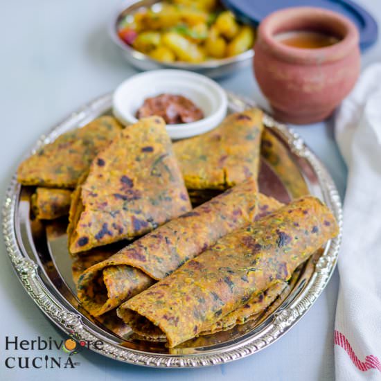 Gujarati Methi Thepla - Recipe photo by Herbivore Cucina