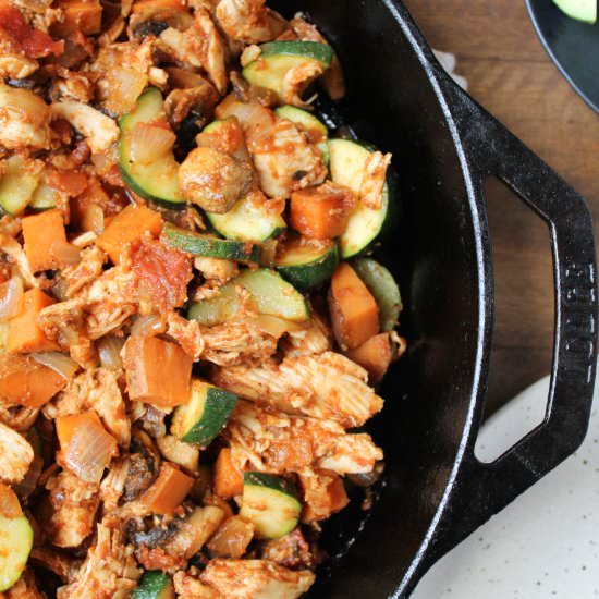 Easy Paleo Salsa Chicken Skillet - Recipe photo by whatstheovenonfor