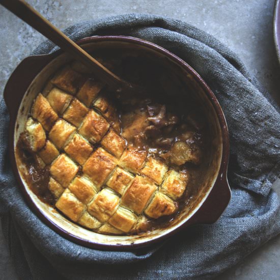 Chicken, Bacon & White Wine Pie - Recipe photo by comfortfeasts