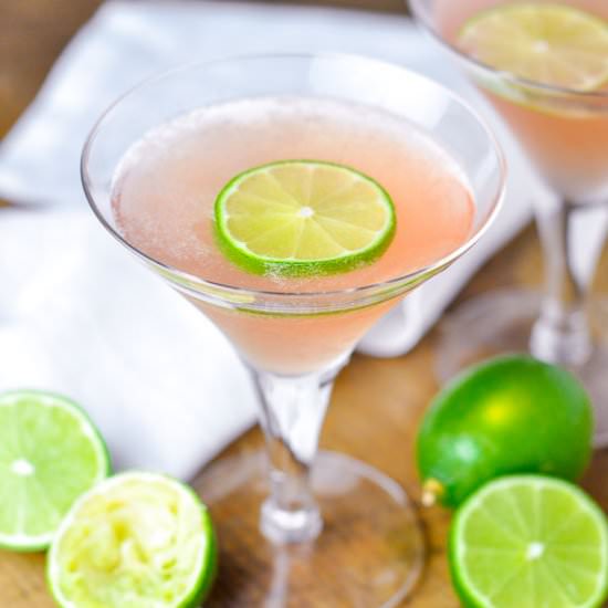 Lime Cucumber Cosmo - Recipe photo by MamaGourmand
