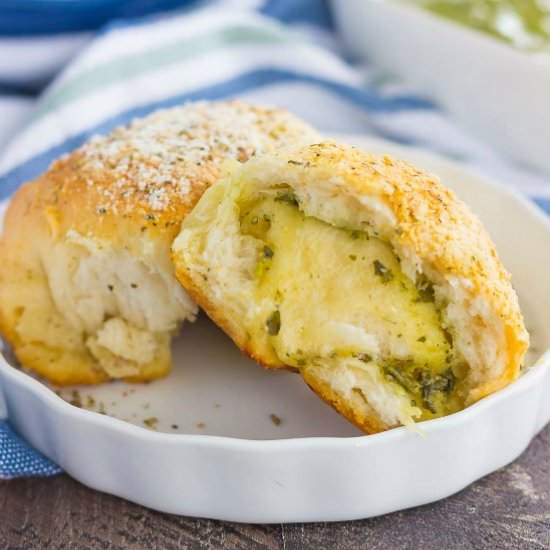 Stuffed Cheesy Pesto Rolls - Recipe photo by pumpkinnspice