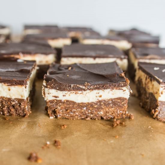 Vanilla Bean Nanaimo Bars - Recipe photo by theitsybitsykitchen
