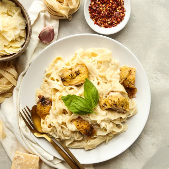 Chicken Fettuccine Alfredo - Recipe photo by ProbablyBaking