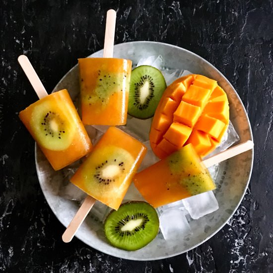 Vegan Mango Kiwi Popsicles - Recipe photo by polkapuffs