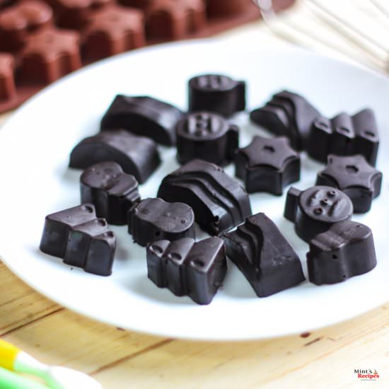 Homemade Chocolate - Recipe photo by Mintsrecipes