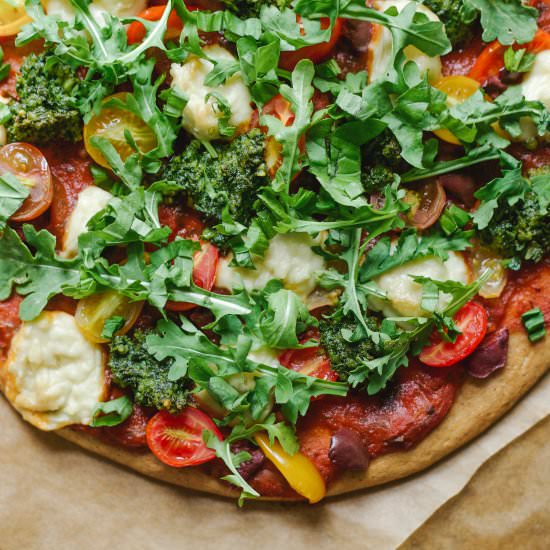 QUINOA PIZZA MARGARITA - Recipe photo by wholeheartedeats