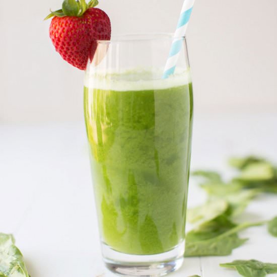 Vitamix Green Juice Recipe - Recipe photo by KitchenOfEatin