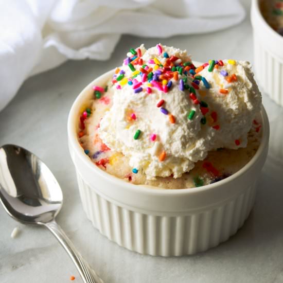 Birthday Mug Cake - Recipe photo by thecupcakechronicles