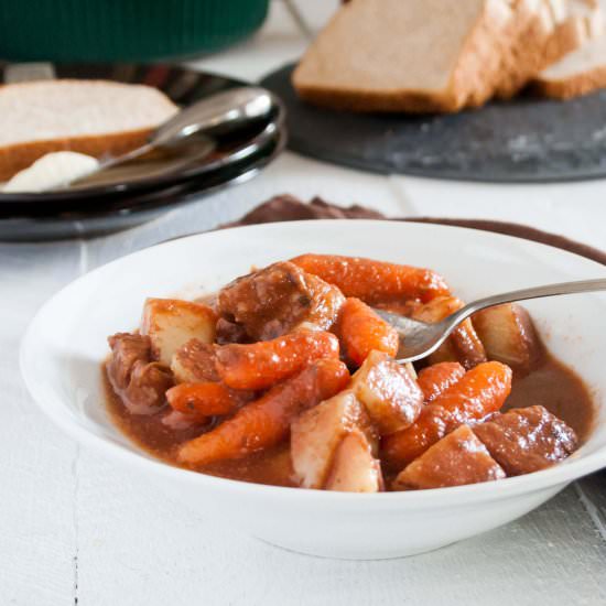 Easy Beef Stew - Recipe photo by Foodwhine