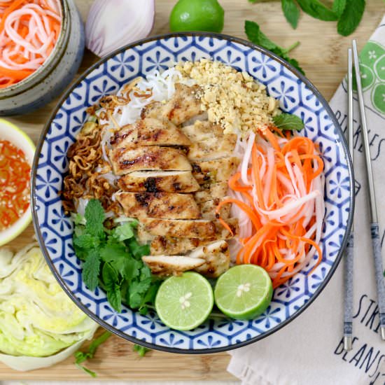 Vietnamese Noodle Salad - Recipe photo by Spoon Fork Heart