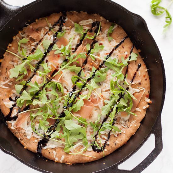 Prosciutto Arugula Pizza - Recipe photo by asassyspoon