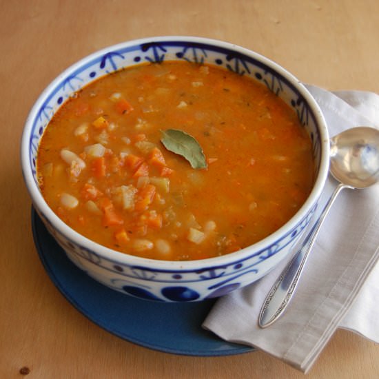 Chayote, carrot and white bean soup - Recipe photo by Technicolor Kitchen