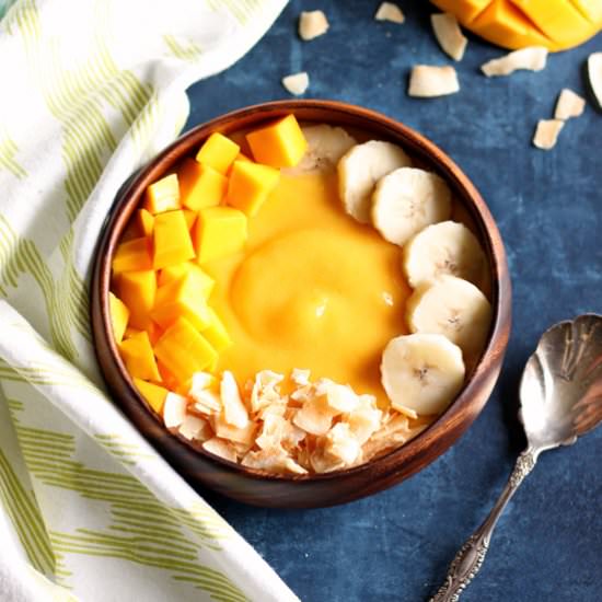 Mango Peach Smoothie Bowl - Recipe photo by Wild wild whisk