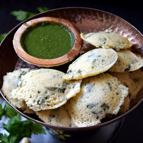 Oil Free Bulgur Wheat Spinach Idli - Recipe photo by Cookilicious