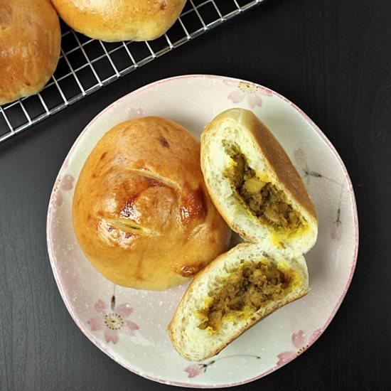 Chicken Curry Bread Rolls - Recipe photo by dailycookingquest