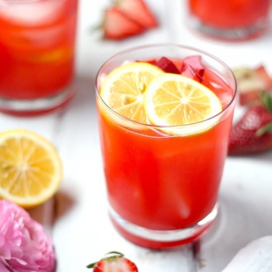 Strawberry Rhubarb Lemonade - Recipe photo by themillennialcook