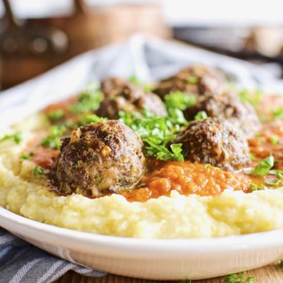 Meatballs with Polenta and Marinara - Recipe photo by HapaWay