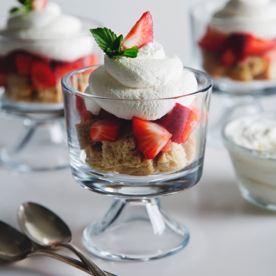 strawberry shortcake trifle - Recipe photo by PicklesNHoney