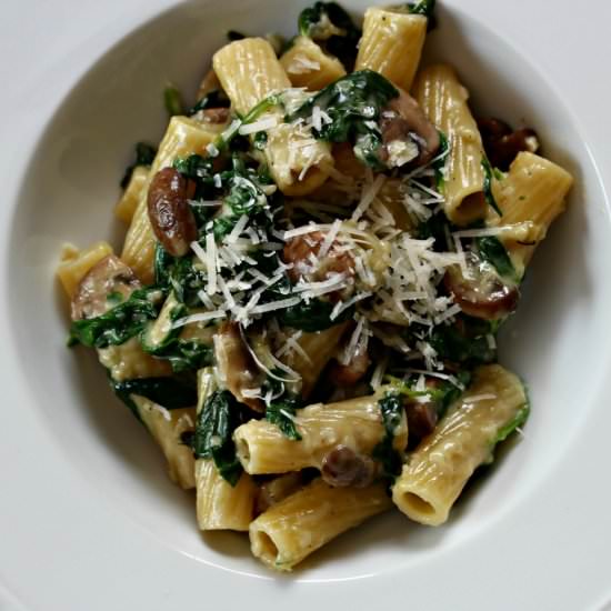 Spinach & Mushroom Pasta - Recipe photo by unassaggio