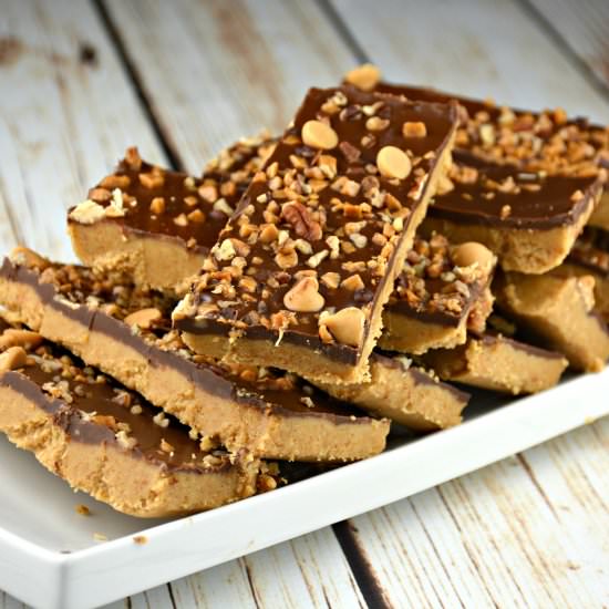 So Easy No-Bake Peanut Butter Bars - Recipe photo by KitchenDivas