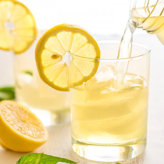 Homemade Lemonade for Two - Recipe photo by BakingMischief