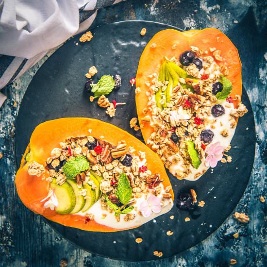Healthy papaya Boats - Recipe photo by Whiskaffair