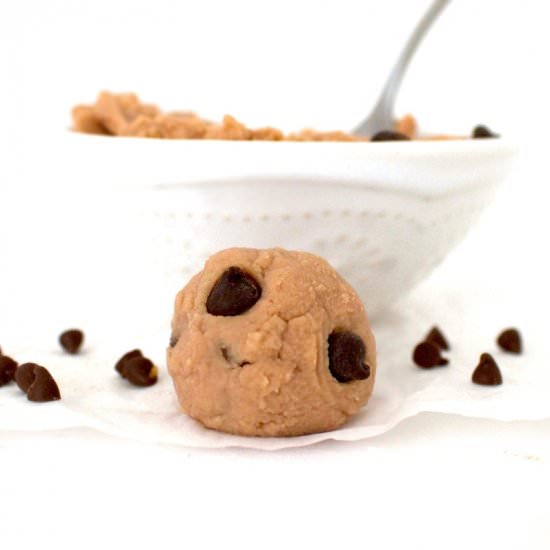 Healthy Cookie Dough - Recipe photo by vegannie