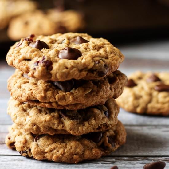 Dark Chocolate Chip Oatmeal Cookies - Recipe photo by berlyskitchen