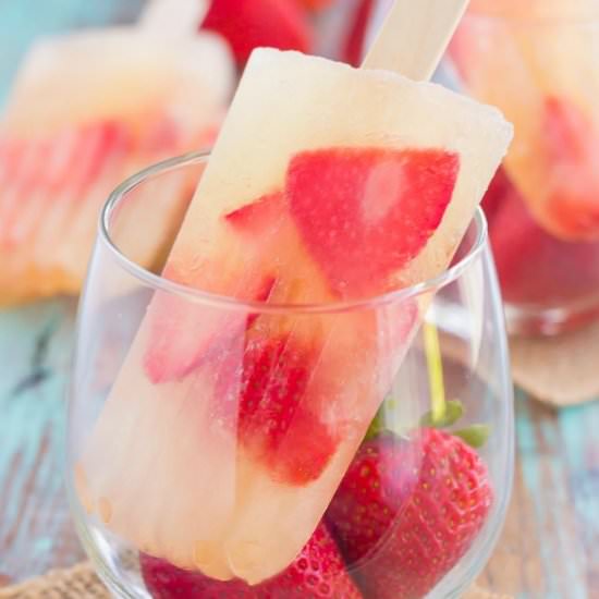 Strawberry Champagne Pops - Recipe photo by pumpkinnspice