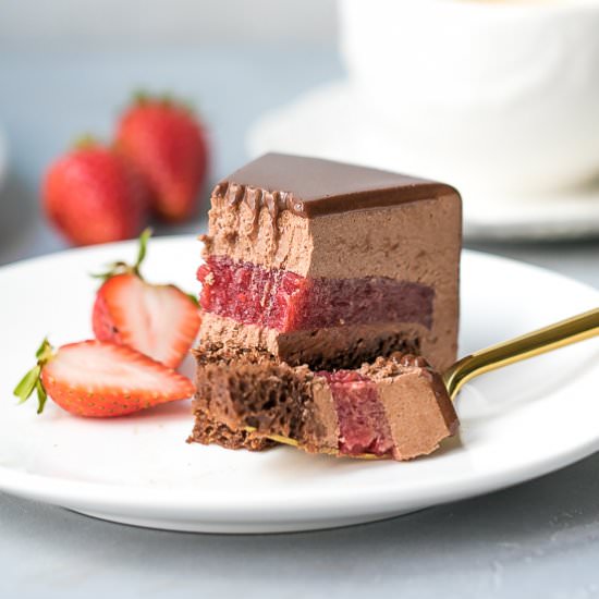 Chocolate Mousse Cake - Recipe photo by lslfunblog