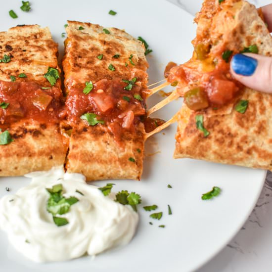 Quick BBQ Chicken Quesadillas - Recipe photo by projectmealplan